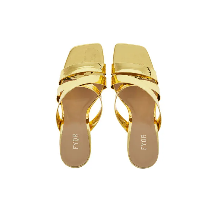 Crossover Metallic Sandal BCM 137