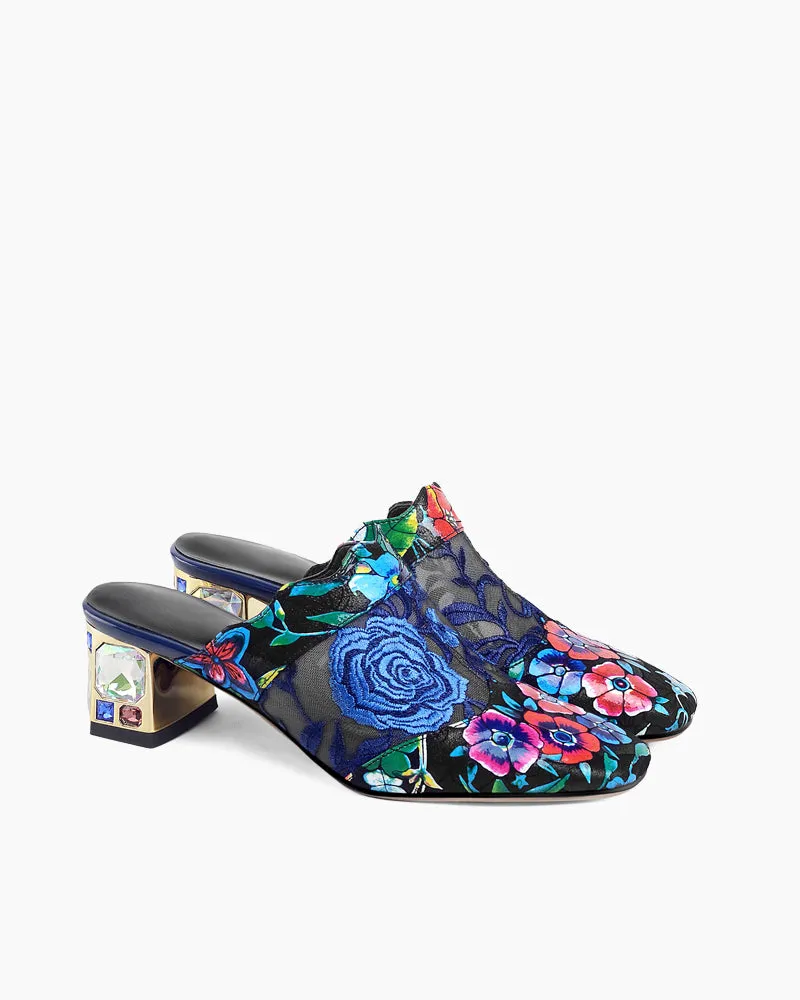 Embroidery Elegant Flowers Slip-on Slippers