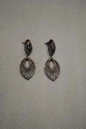 HANGING COCKTAIL EARRINGS