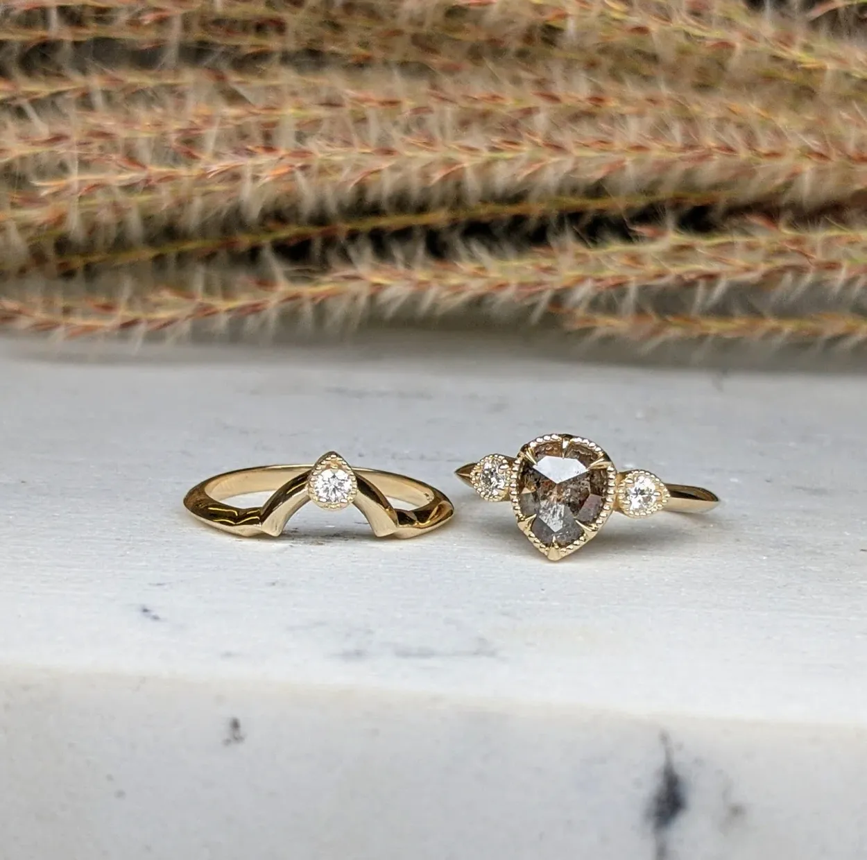 Laurel Ring Set