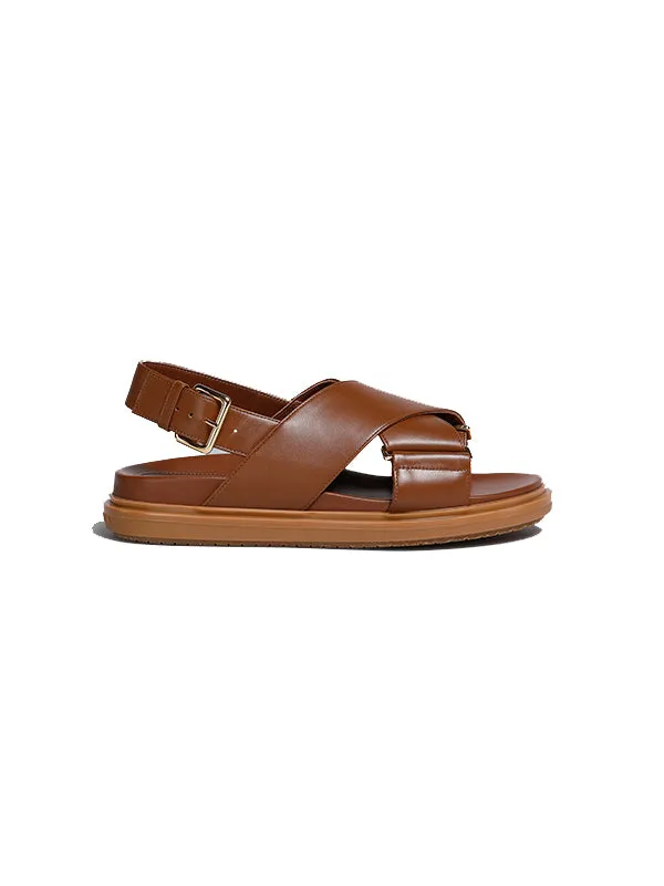 Leather Fusbett Sandal In Gold/Brown