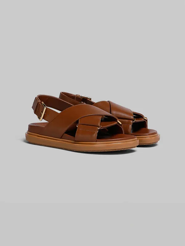 Leather Fusbett Sandal In Gold/Brown