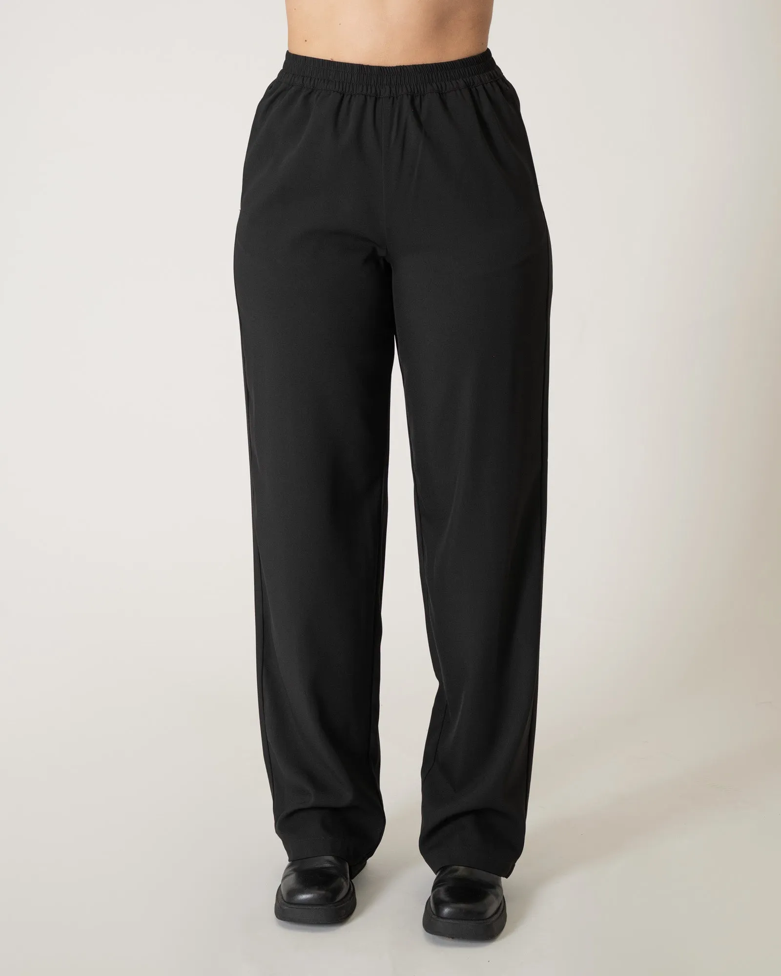 Poppy Regular Pant Black